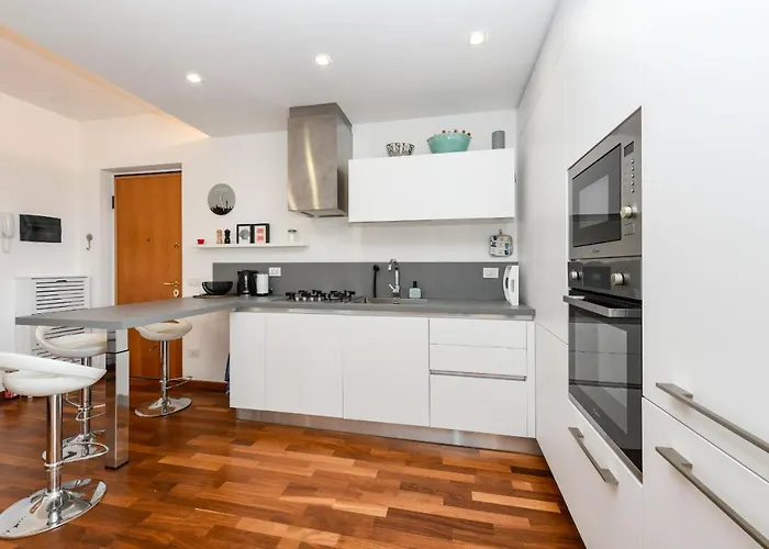 Leone Moniga del Garda